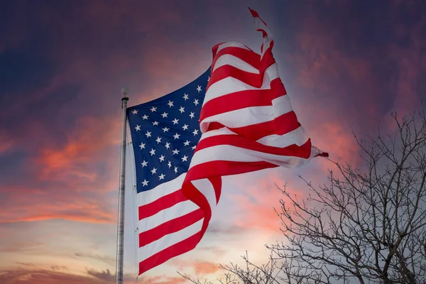Bandeira americana acenando patriótico unido nacional — Fotografia de Stock