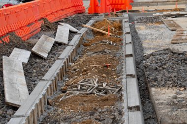 Yeni beton kaldırım çimento yeni asfalt grisi