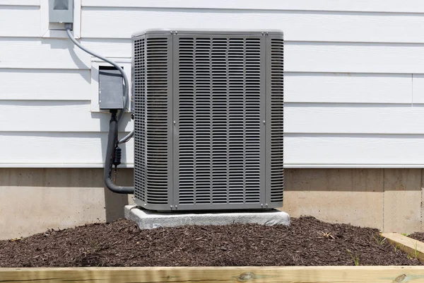 Outdoor Air Conditioning Heat Pump Unit System Fan Cooling Pump — Stock Photo, Image