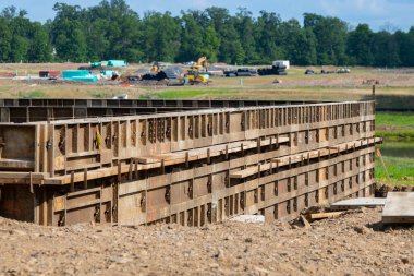 Demirden biçimlendirme beton temel çelik zemin
