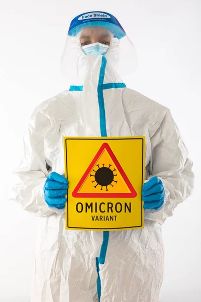 Medische Verpleegkundige Persoonlijke Beschermingsmiddelen Latex Handschoenen Met Een Geel Bord — Stockfoto