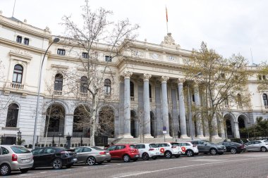 Madrid Borsası cephesi, İspanya. Borsa, ticaret, yatırım, broker ve turizm kavramı.