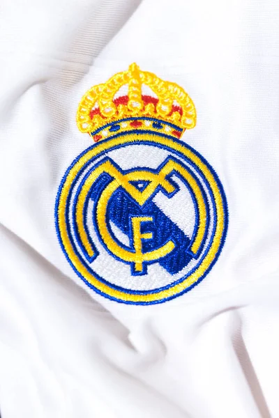 Bouclier Sur Chemise Blanche Real Madrid Football Club Uefa Champion — Photo