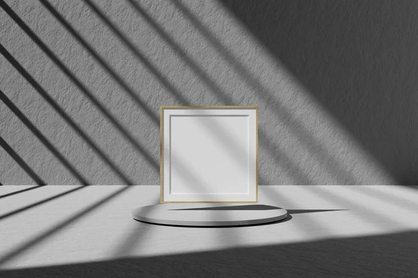 窓の影と表彰台の上に正方形の木製のポスターや写真フレームのモックアップ 3Dレンダリング — ストック写真