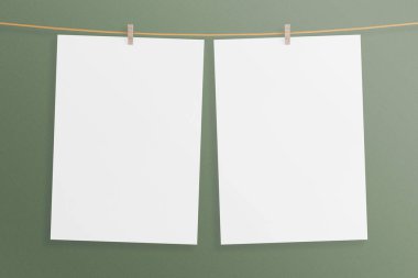 İkiz minimalist dikey tuval poster asıyor ya da oturma odasının duvarına fotoğraf çerçevesi modeli yapıyor. 3B Hazırlama.