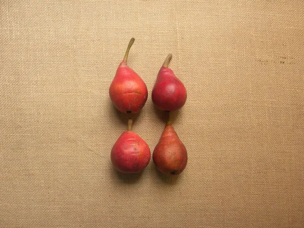 Poire Fraîche Mûre Entière Couleur Rouge — Photo