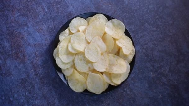 Kartoffelchips Pikante Snacks — Stockvideo