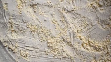 Çiğ taze kurutulmuş gram unu.