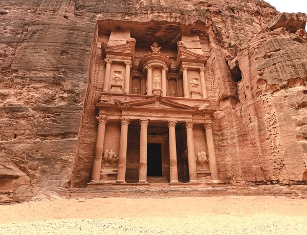 Vue Angle Bas Trésor Historique Petra Jordanie — Photo