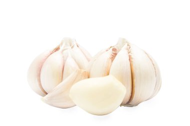 taze sarımsak izole edilmiş beyaz arka plan.