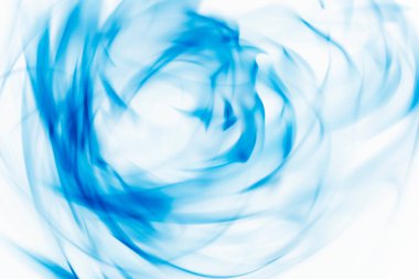 Ateş alevleri izole edilmiş mavi arkaplan ve beyaz arkaplan.