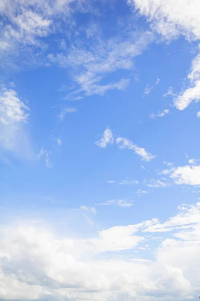 Blauwe Lucht Met Wolken Achtergrond — Stockfoto