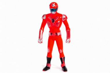 Robot Oyuncakları kırmızı ve beyaz arkaplan