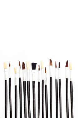 beyaz arkaplanda fırça.