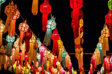 Yi Peng Fener Festivali, Lamphun, Tayland.