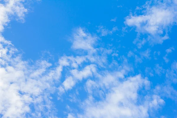 Blauwe Lucht Met Wolken Achtergrond — Stockfoto