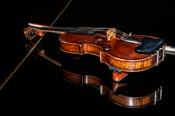 Violino Professionale Pianoforte Coda Fondo Nero — Foto Stock