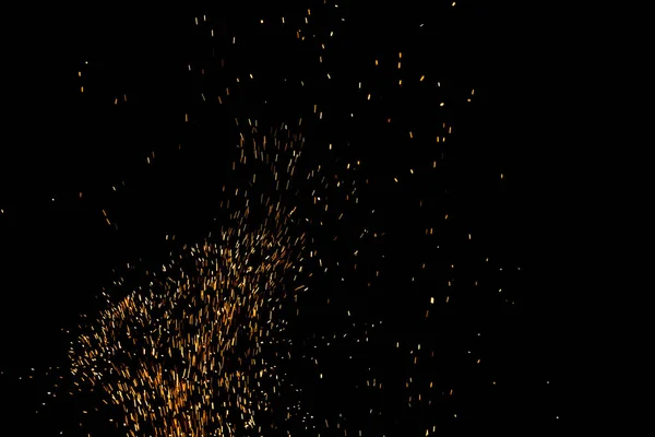 Палаючі Червоні Гарячі Іскри Піднімаються Великого Вогню Вночі Вогняне Полум — стокове фото