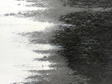 suluboya beyaz ve siyah Asya mürekkebi soyut el çizimi arka plan.