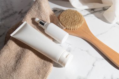 Tıbbi cilt bakımı şişesi kozmetik makyaj tüpü yüz bakımı, yüz temizleyici yüz köpüğü, güzellik sağlık hizmetleri ambalajlama