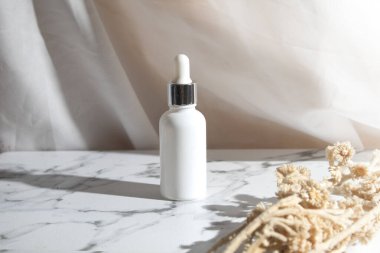 Tıbbi cilt bakımı şişesi kozmetik makyaj tüpü yüz bakımı, yüz temizleyici yüz köpüğü, güzellik sağlık hizmetleri ambalajlama