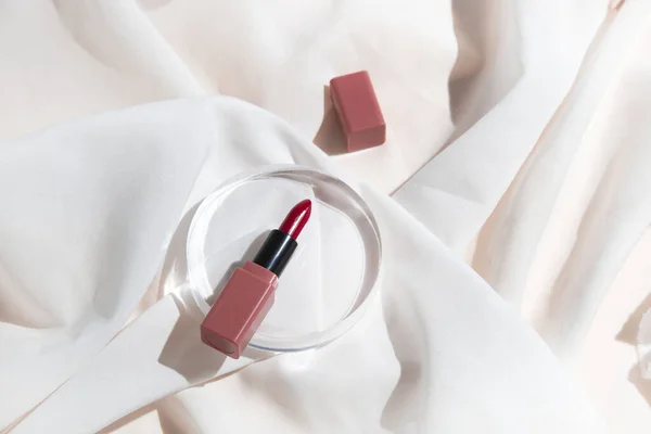 Mockup Läppstift Rött Glans Kosmetiska Röret Behållare Med Skönhet Makeup — Stockfoto