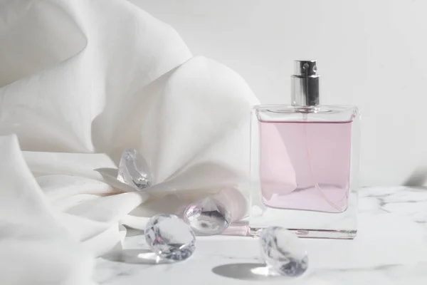 Garrafa Vidro Tubo Mockup Para Perfume Fragrância Cuidados Pele Verão — Fotografia de Stock