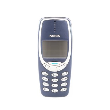 Beyaz arka planda eski cep telefonu Nokia 3310. İzole edilmiş.