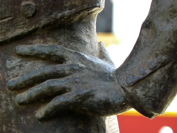 Linares (Jaen). İspanya. Boğa güreşçisi Manolete 'nin Linares şehrindeki arenanın yanındaki heykelinin ayrıntıları.