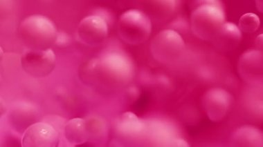 Kırmızı gül kabarcıkları, kabarcıklar akışı ile soyut arkaplan