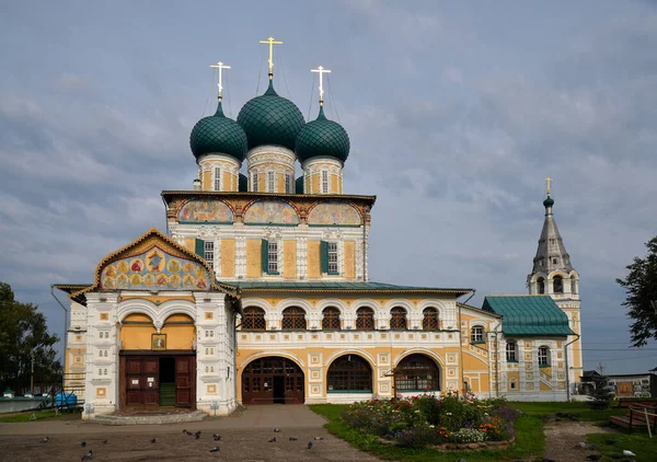Fachada Oeste Catedral Ressurreição Século Xvii Margem Direita Rio Volga — Fotografia de Stock