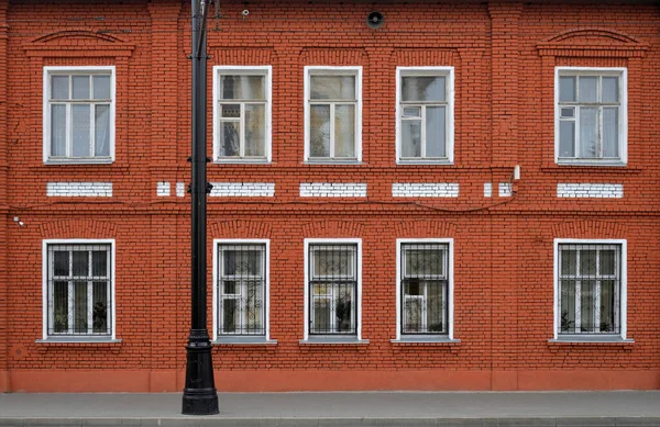 Fasada Starego Domu Czerwonej Cegły — Zdjęcie stockowe