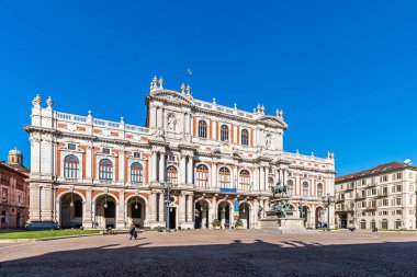 Torino, İtalya. 1 Mart 2021. Ulusal İtalyan Risorgimento Müzesi Piazza Carlo Alberto, Torino 'daki Palazzo Carignano' da bulunmaktadır..