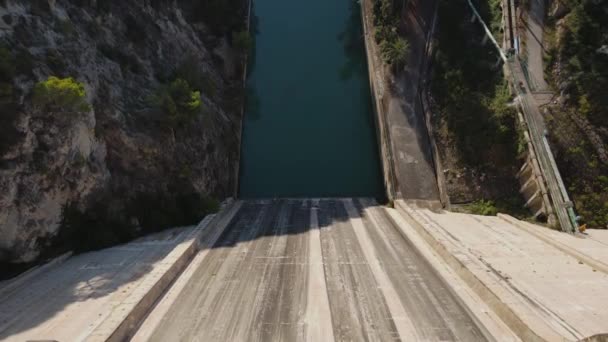 Flygfoto Från Guadalests Reservoar Marina Baixa Alicante Spanien — Stockvideo