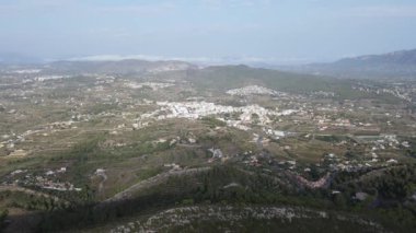 İspanya, Alicante 'deki Benitachell, Moraira, Calpe ve Javea' dan insansız hava aracı görüntüleri
