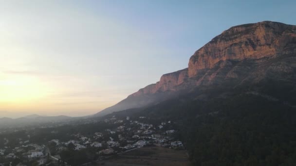 Zon Gaat Onder Aan Horizon Luchtfoto Vanuit Montgo Javea Spanje — Stockvideo