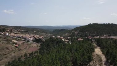 Fuentes de Rubielos, Teruel, Aragn, İspanya 'dan hava görüntüleri.