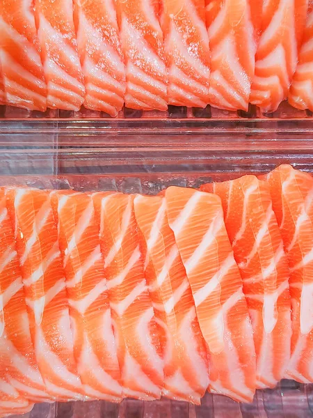 Sashimi Salmone Tagliato Pezzi Pronto Mangiare Confezionato Vassoio Plastica — Foto Stock