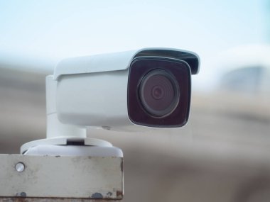 Çevrimiçi Güvenlik CCTV güvenlik sistemi evin dışında.. 