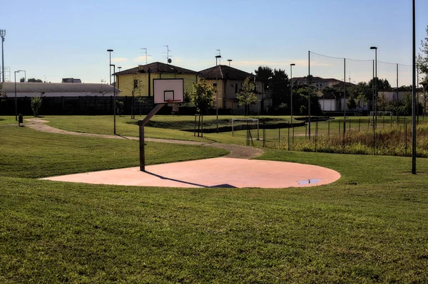 Arco Basquete Parque Uma Área Residencial — Fotografia de Stock