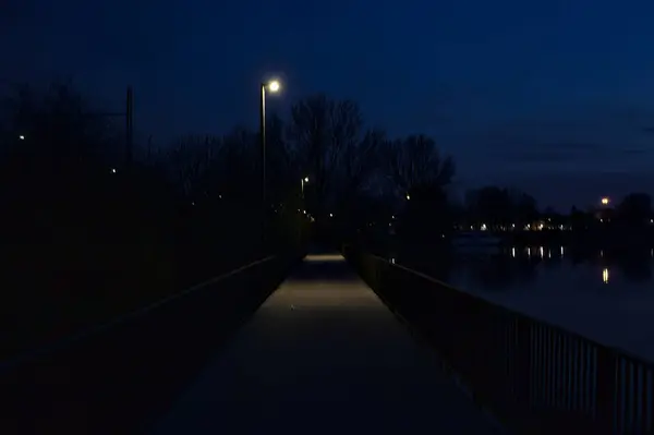 Passageway Bridge Lake Night Street Lamps — Stock Photo, Image