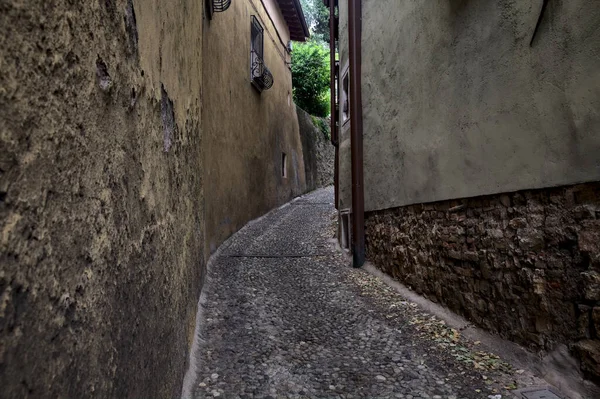 Very Narrow Cobbled Alley Italian Town — Foto de Stock