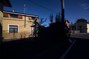 İtalya 'da demiryolu geçidi