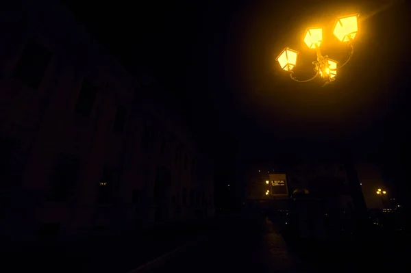 Stará Pouliční Lampa Náměstí Noci — Stock fotografie