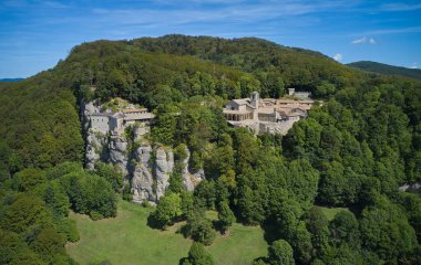 La Verna Toskana Tapınağı 'nın panoramik hava manzarası