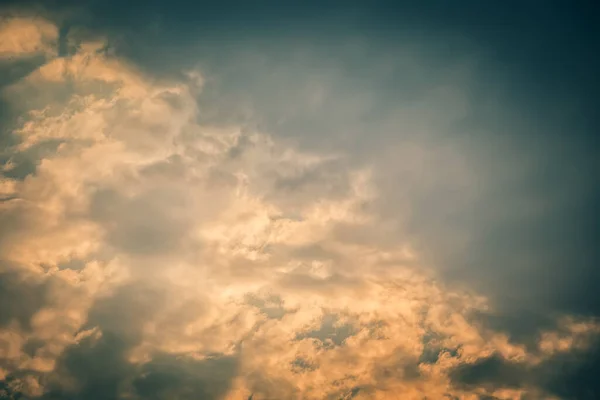Closeup Golden Cloud Dusk Sky — 图库照片