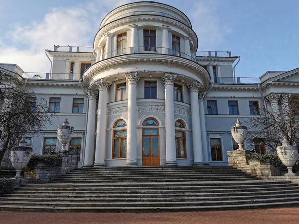 San Petersburgo Rusia Entrada Principal Palacio Elaginoostrovsky Con Una Escalera — Foto de Stock