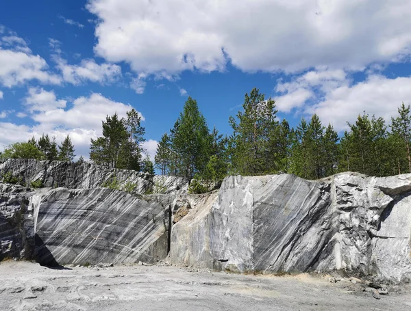 Cantera Italiana Con Cortes Cortes Suaves Durante Extracción Mármol Ruskeala — Foto de Stock