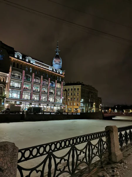 Noel Yeni Yıl Için Süslenmiş Petersburg Daki Moika Seti Üzerinde — Stok fotoğraf