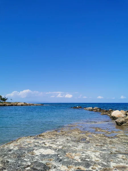 Protaras Obszar Famagusta Cypr Wybrzeże Morza Śródziemnego Fale Czysta Woda — Zdjęcie stockowe